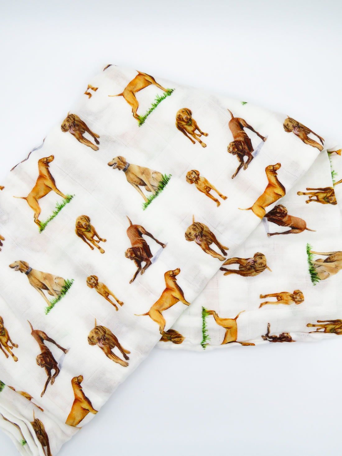 Vizsla print baby swaddle blanket. Gender-neutral dog-themed swaddle for newborns